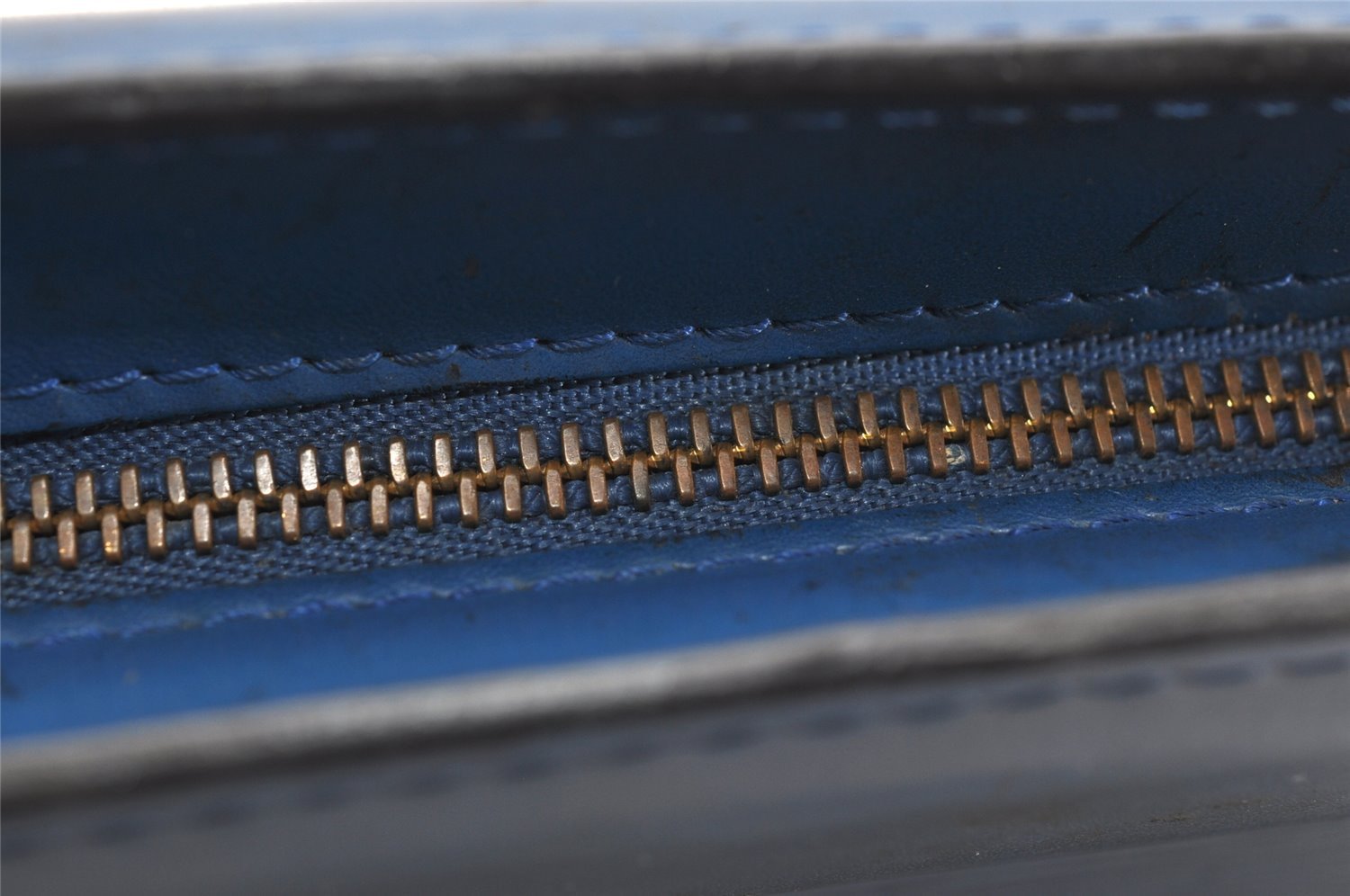 Authentic Louis Vuitton Epi Trousse Crete Clutch Bag Blue M48405 LV Junk 4505K