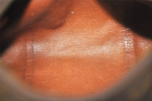 Authentic Louis Vuitton Monogram Papillon 22 Hand Bag Old Model LV 4515I