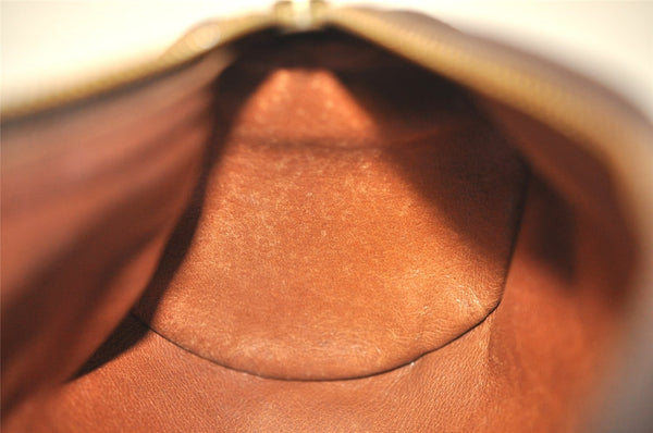 Authentic Louis Vuitton Monogram Papillon 22 Hand Bag Old Model LV 4515I