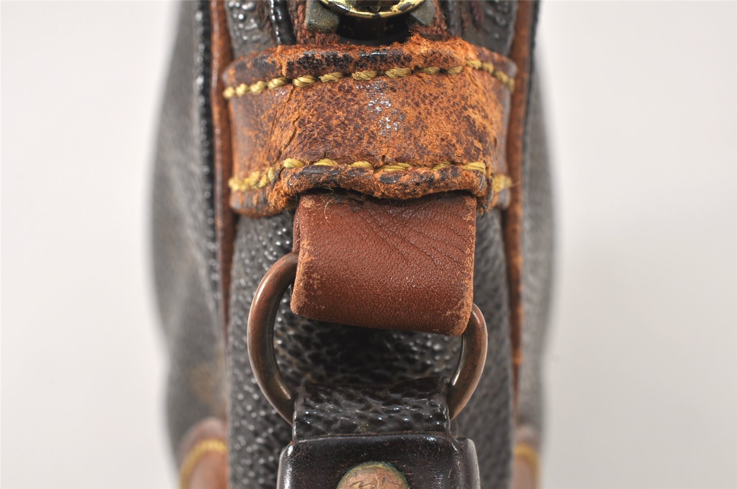 Auth Louis Vuitton Monogram Marly Dragonne PM Clutch Bag Old Model Junk 4517K