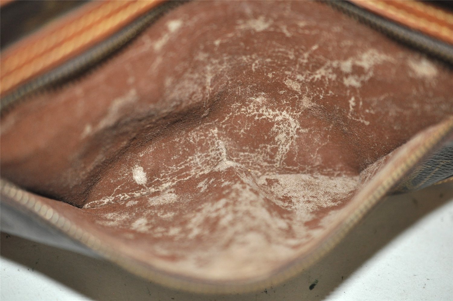 Authentic Louis Vuitton Monogram Marly Dragonne GM M51825 Clutch Hand Bag 4520I