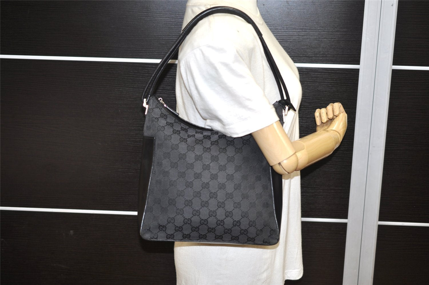 Authentic GUCCI Shoulder Hand Bag Purse GG Canvas Leather 0013766 Black 4523K