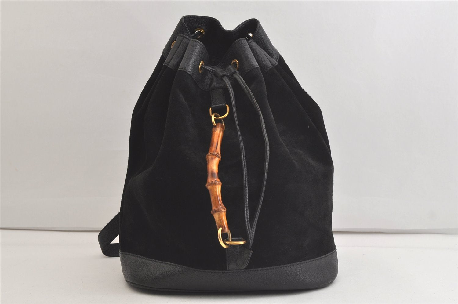 Authentic GUCCI Vintage Bamboo Drawstring Backpack Suede Leather Black 4525K