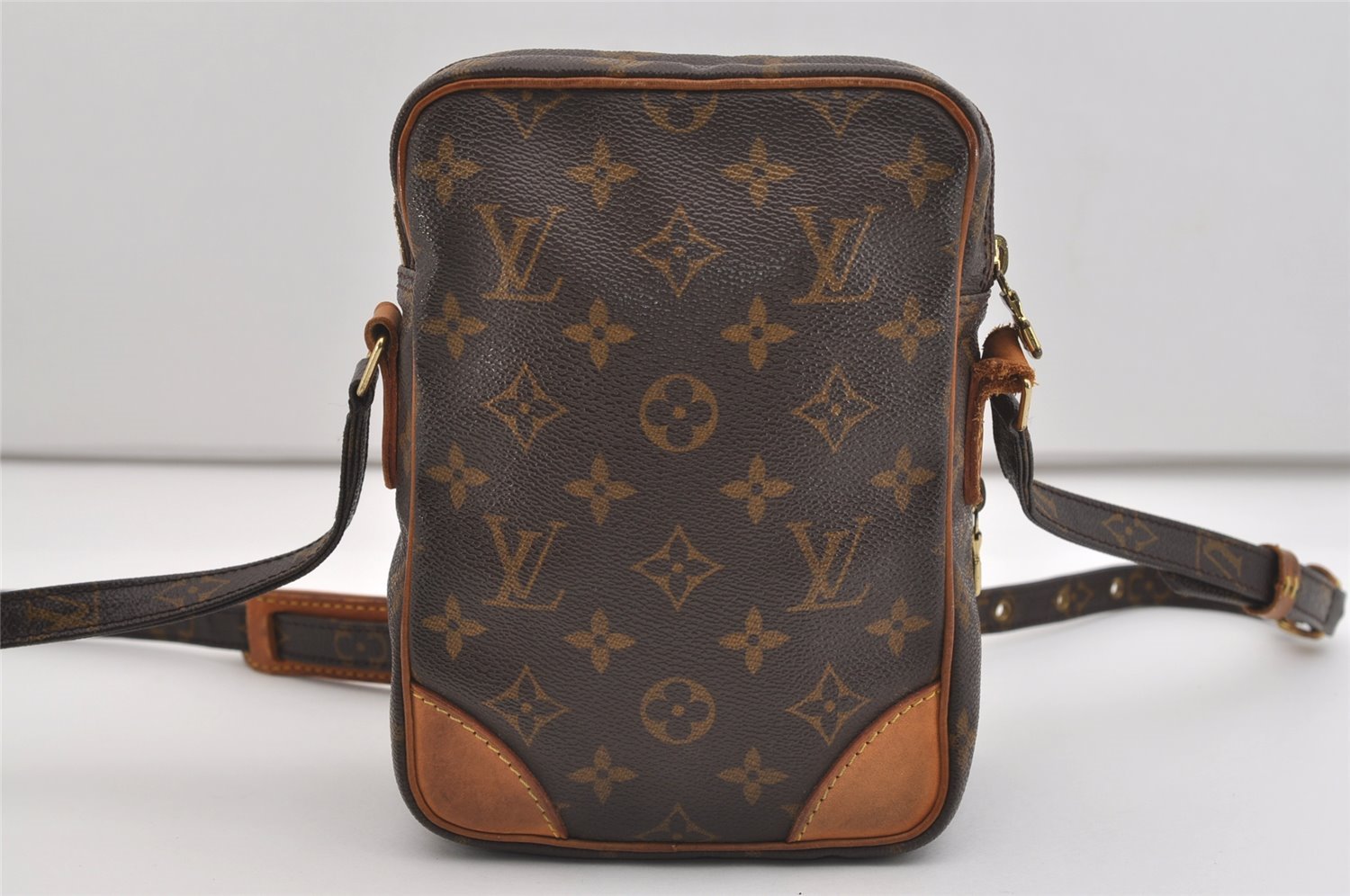 Authentic Louis Vuitton Monogram Amazone Shoulder Cross Body Bag M45236 LV 4529J