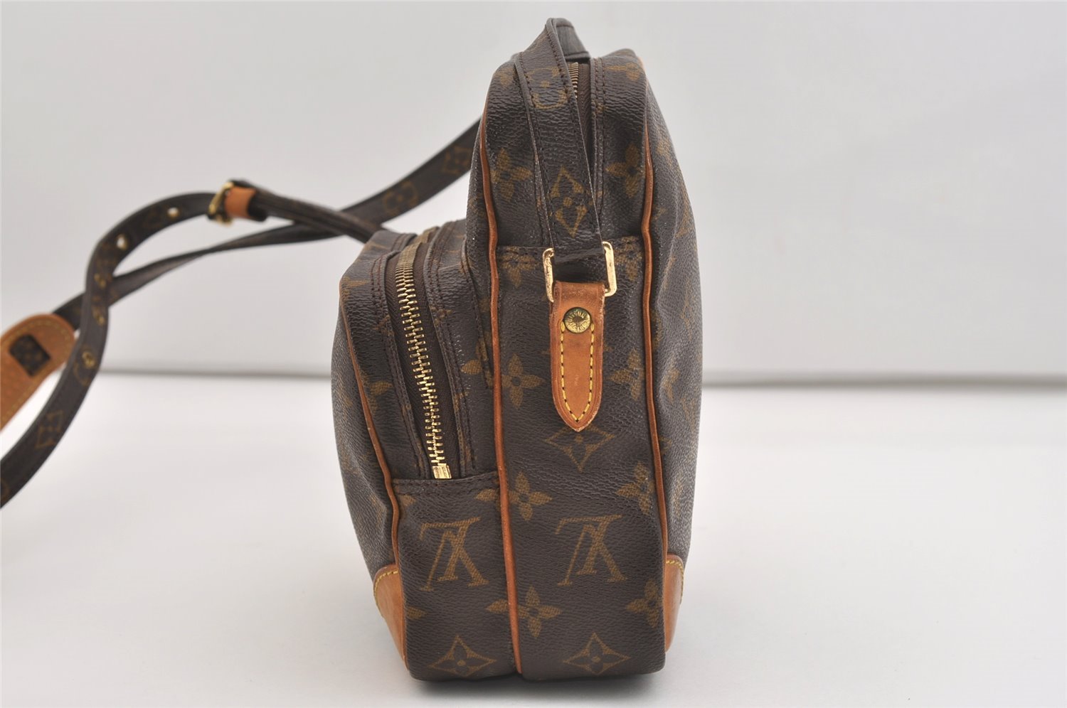 Authentic Louis Vuitton Monogram Amazone Shoulder Cross Body Bag M45236 LV 4529J