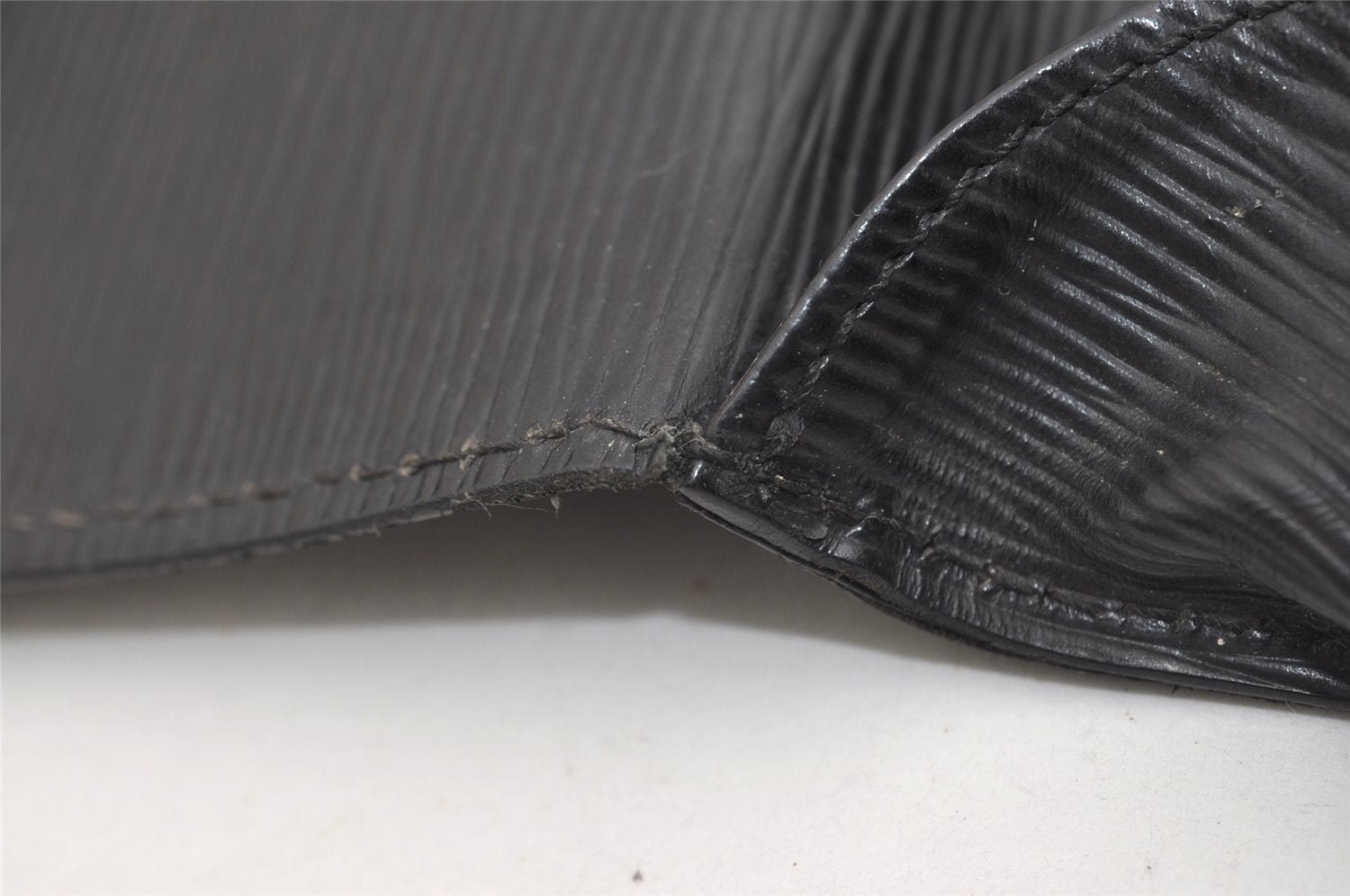 Auth Louis Vuitton Epi Saint Cloud GM Shoulder Cross Bag M52192 Black Junk 4530J