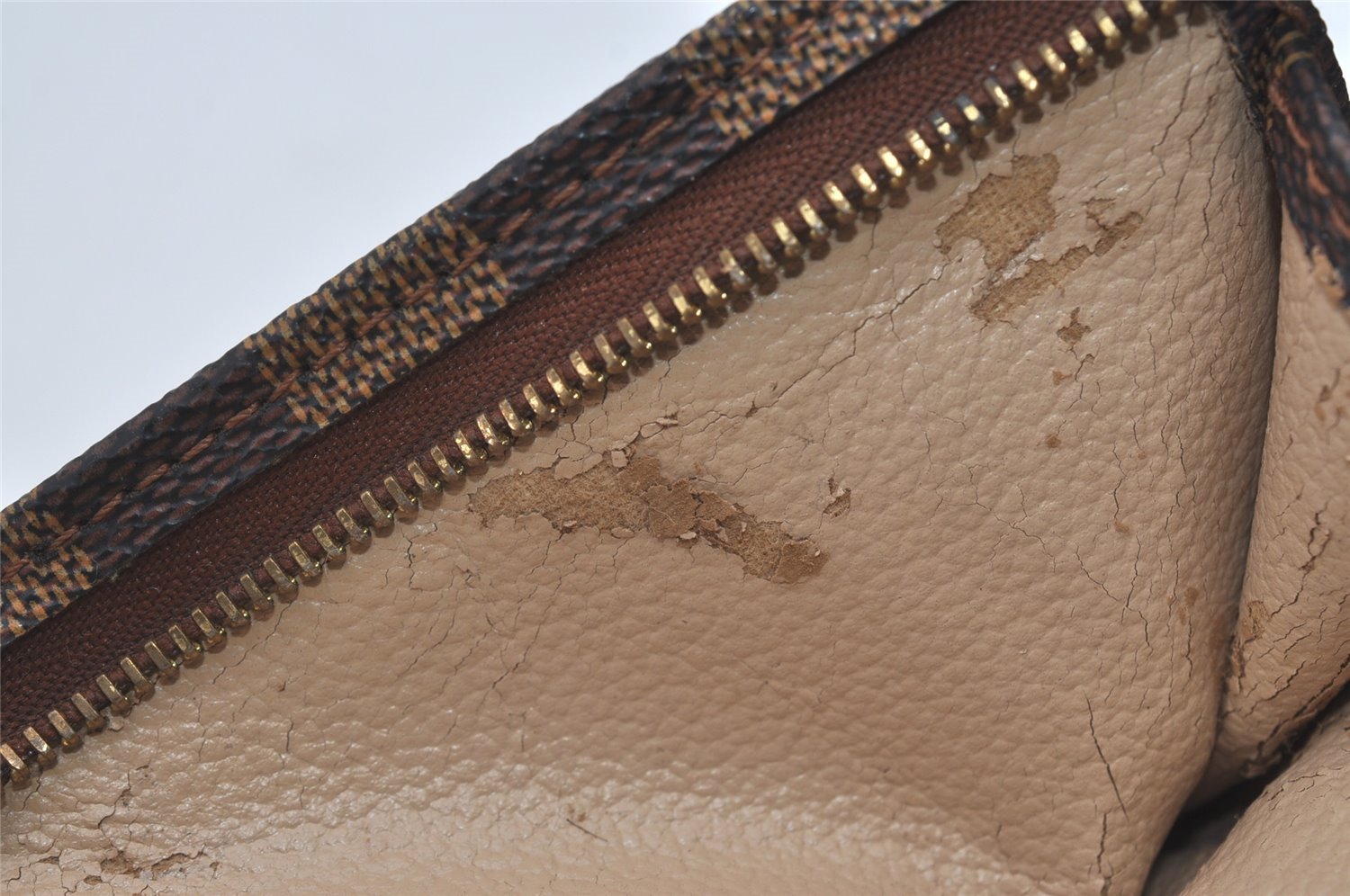 Authentic Louis Vuitton Damier Poche Toilette 26 Pouch N47543 LV Junk 4532I