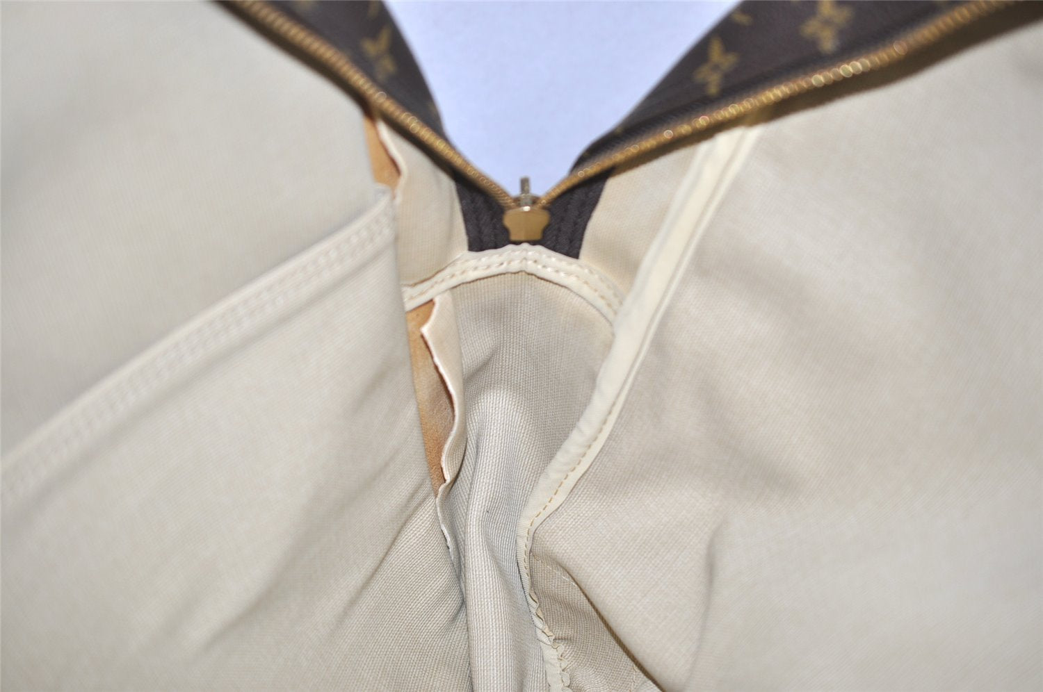 Authentic Louis Vuitton Monogram Sirius 55 Travel Boston Bag 2compartments 4535I