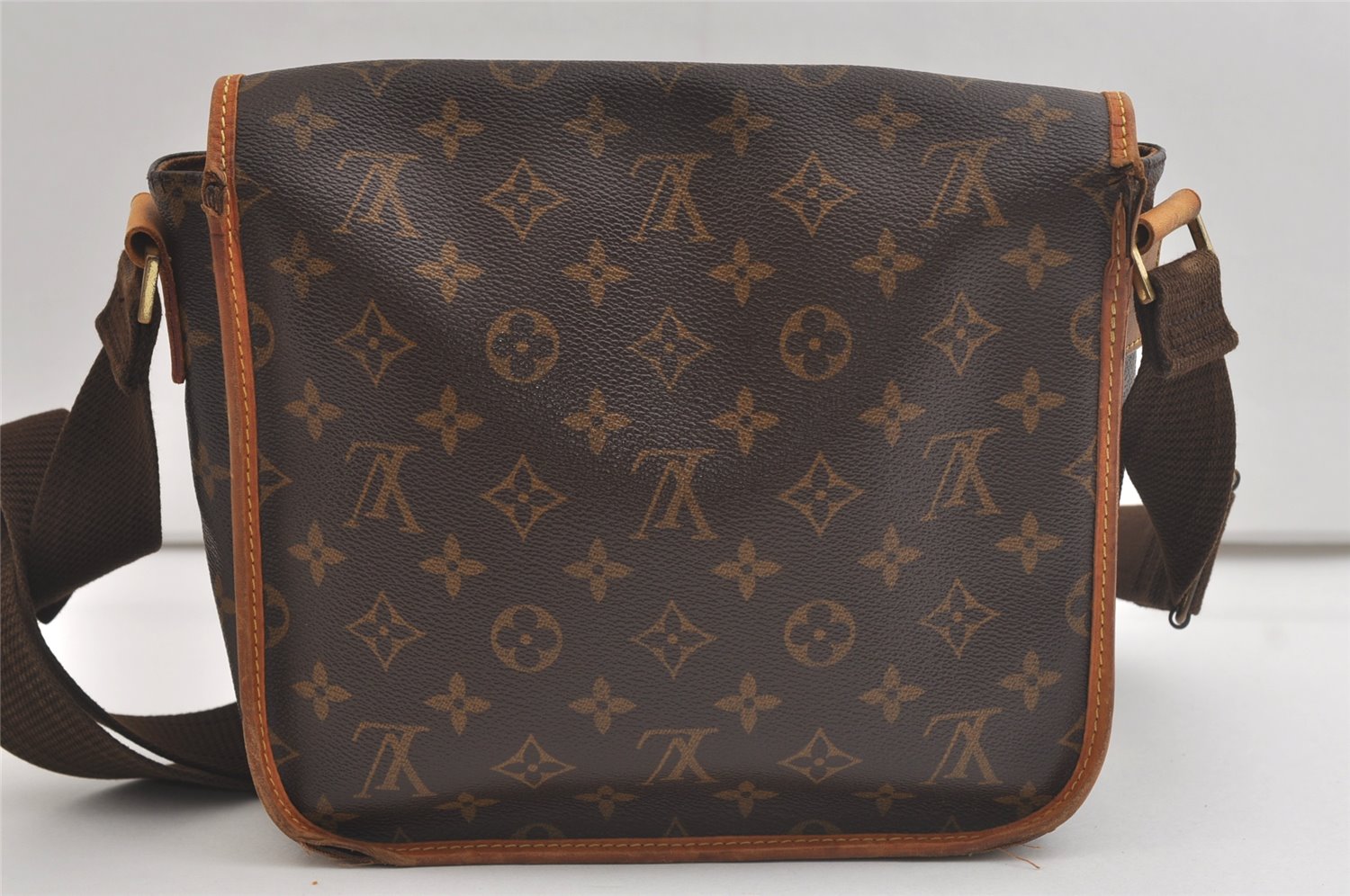 Auth Louis Vuitton Monogram Messenger Bosphore PM Shoulder Bag M40106 LV 4537K