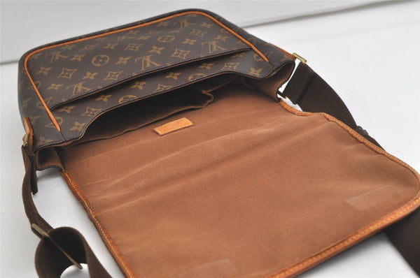 Auth Louis Vuitton Monogram Messenger Bosphore PM Shoulder Bag M40106 LV 4537K