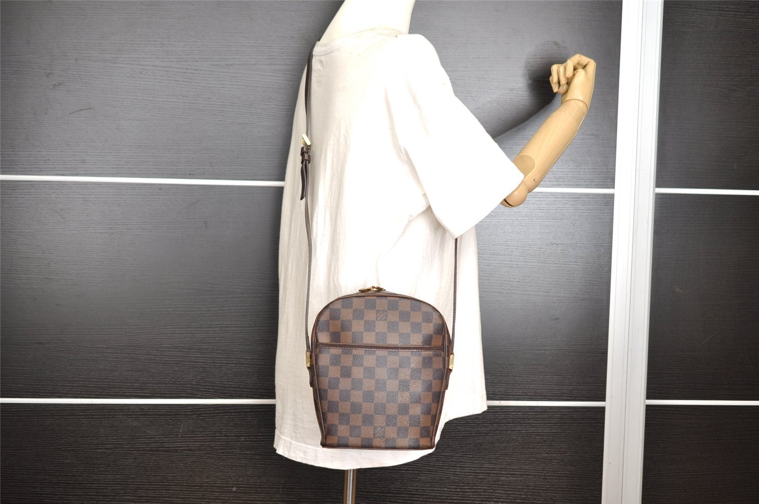 Authentic Louis Vuitton Damier Ipanema PM Shoulder Cross Bag N51294 LV 4539I