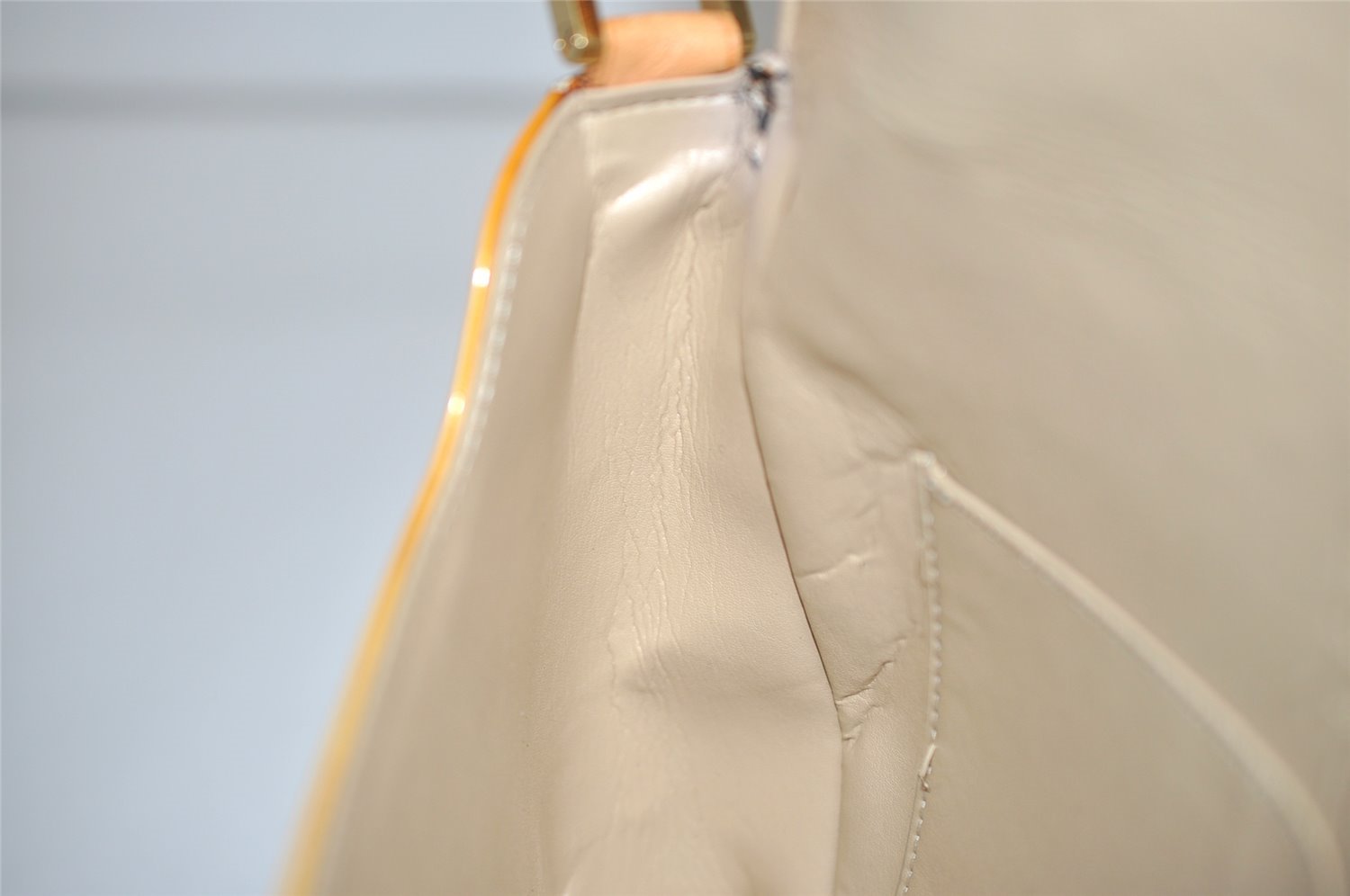 Auth Louis Vuitton Vernis Thompson Street Shoulder Bag Yellow M91008 Junk 4540J