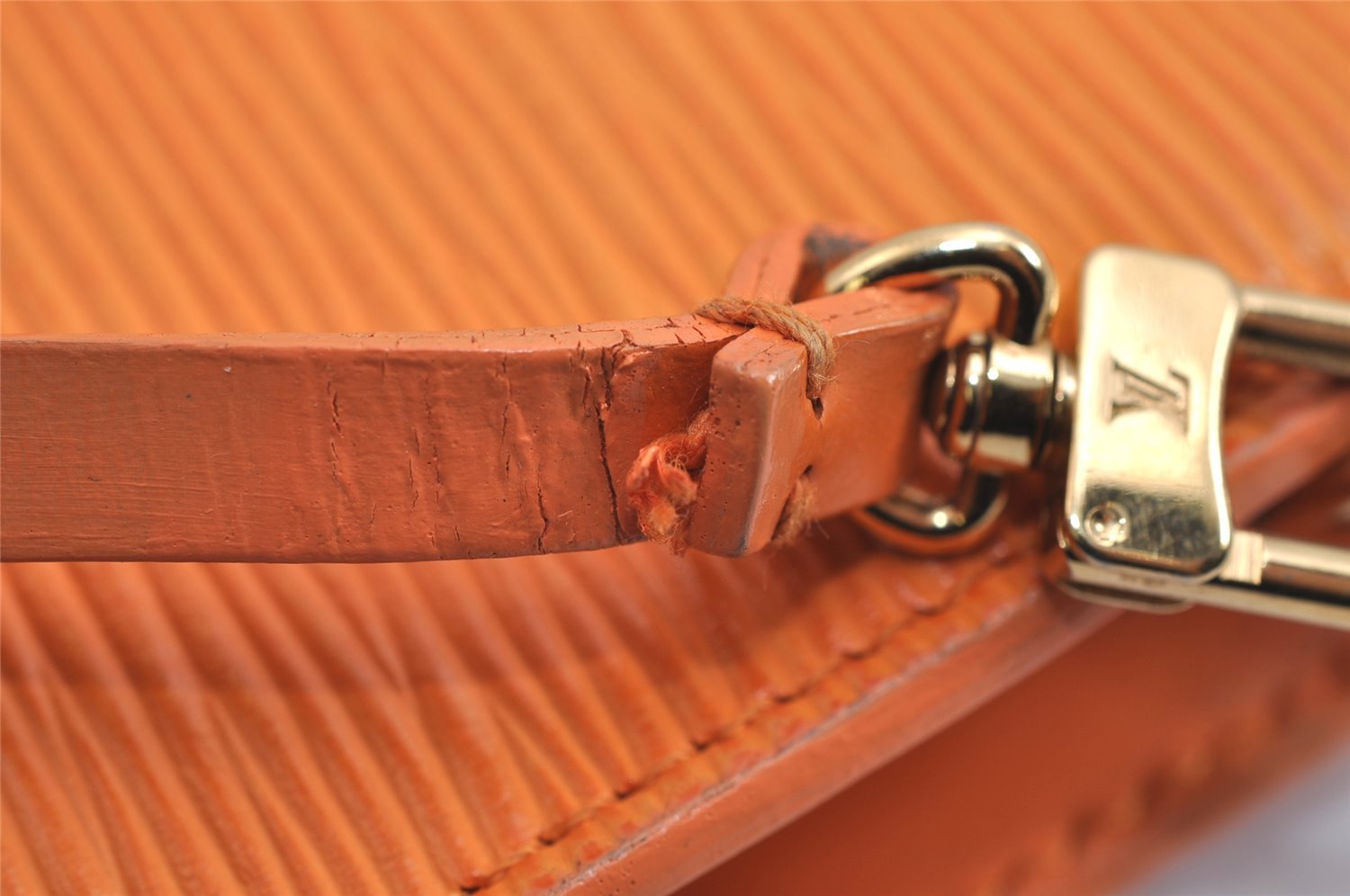 Authentic Louis Vuitton Epi Pochette Accessoires Pouch Orange M5294H LV 4542J