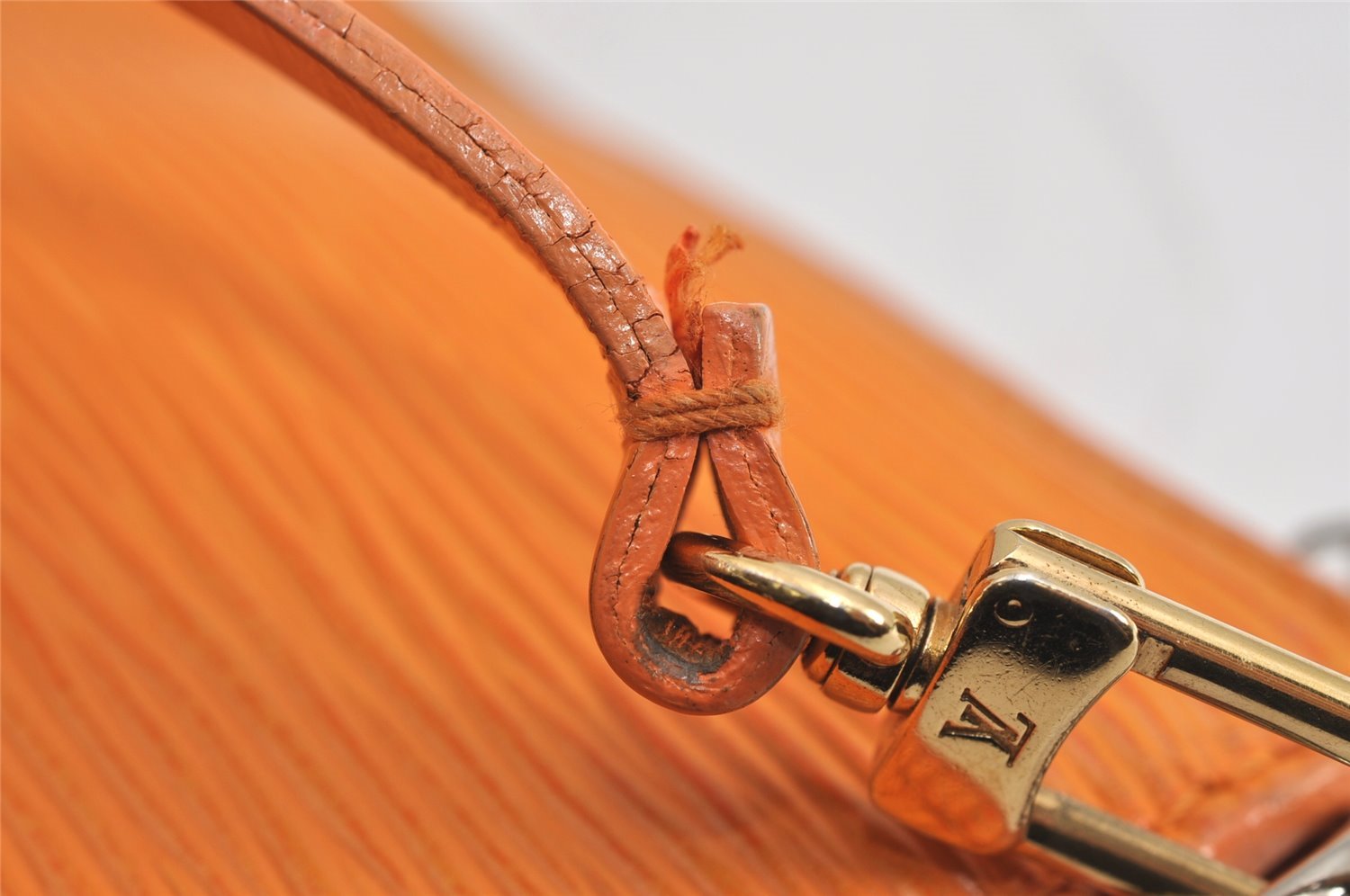 Authentic Louis Vuitton Epi Pochette Accessoires Pouch Orange M5294H LV 4542J