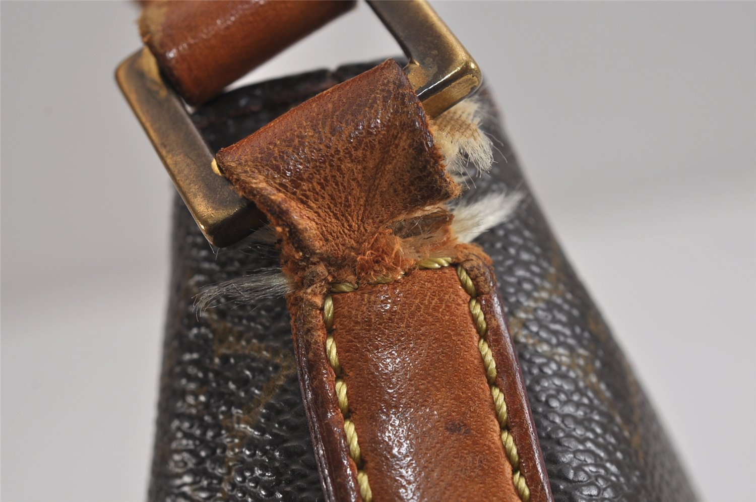 Authentic Louis Vuitton Monogram Trotteur Shoulder Cross Bag M51240 Junk 4546J