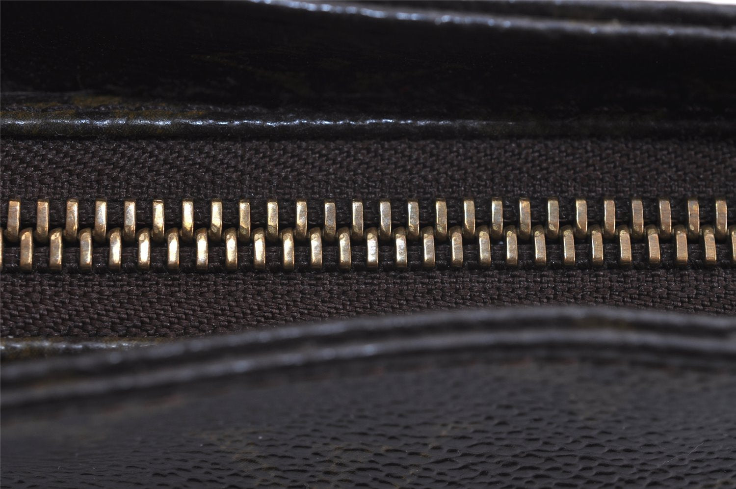 Authentic Louis Vuitton Monogram Trotteur Shoulder Cross Bag M51240 Junk 4546J