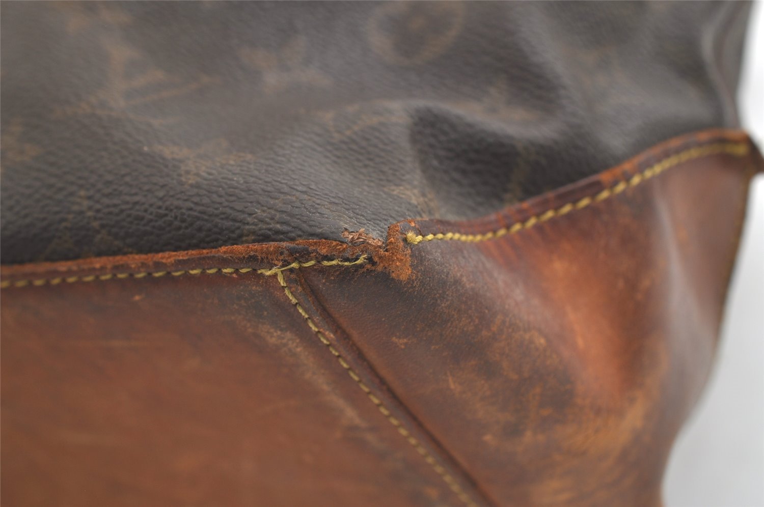 Authentic Louis Vuitton Monogram Cabas Mezzo Shoulder Tote Bag M51151 Junk 4547K