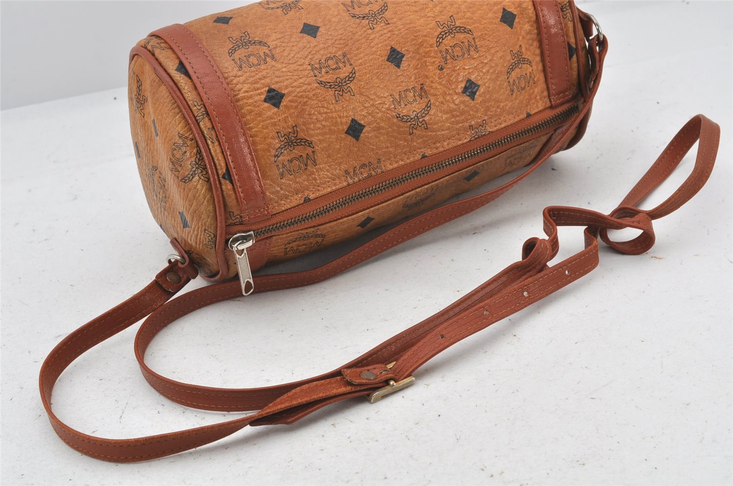 Authentic MCM Visetos Leather Vintage Shoulder Cross Body Bag Purse Brown 4549K