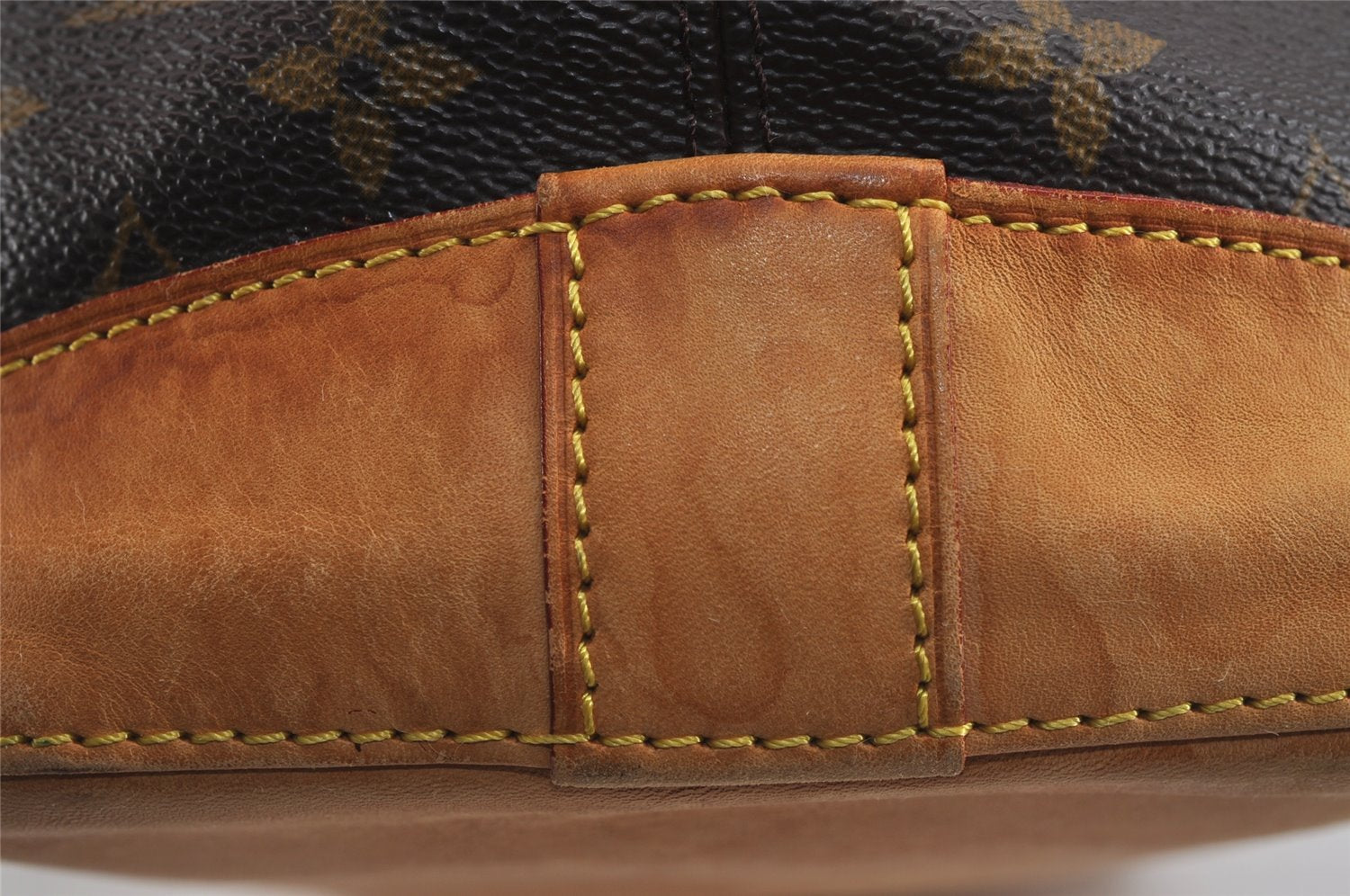 Authentic Louis Vuitton Monogram Lockit Vertical Hand Bag M40103 LV 4550J