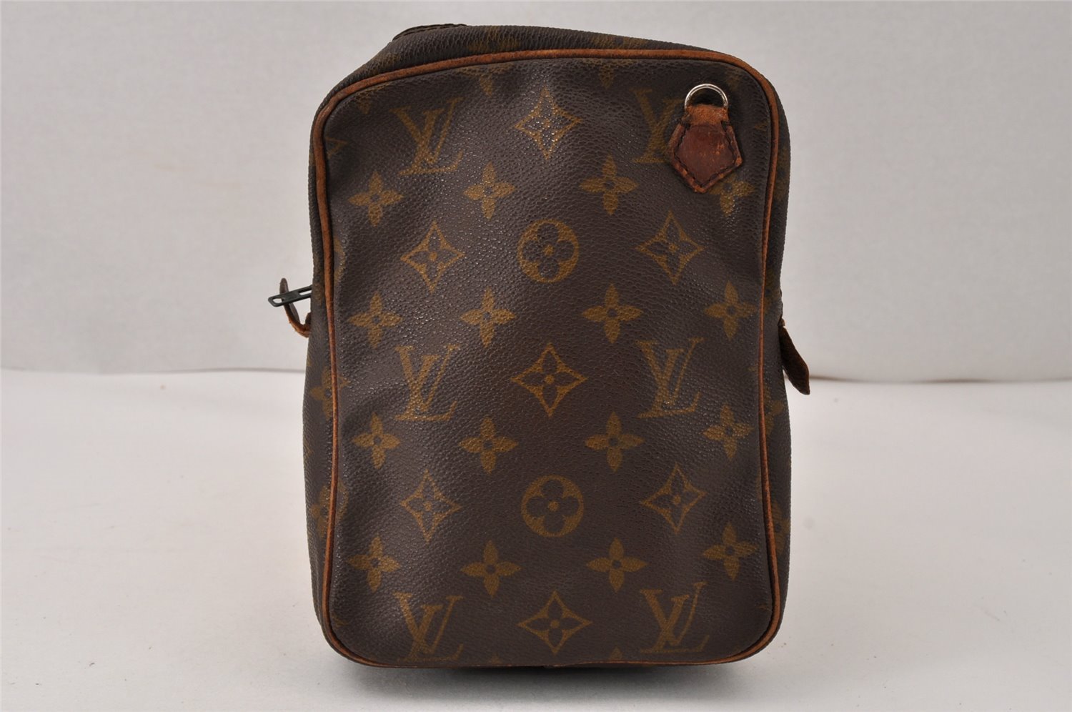 Authentic Louis Vuitton Monogram Danube Shoulder Bag Old Model LV Junk 4551K