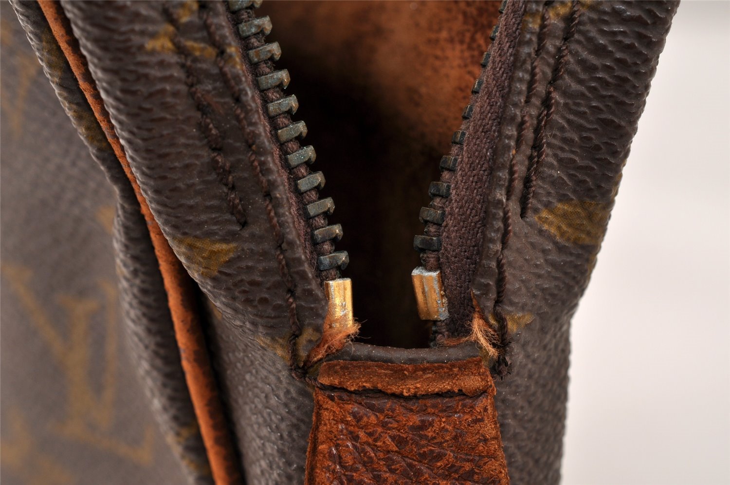 Authentic Louis Vuitton Monogram Danube Shoulder Bag Old Model LV Junk 4551K