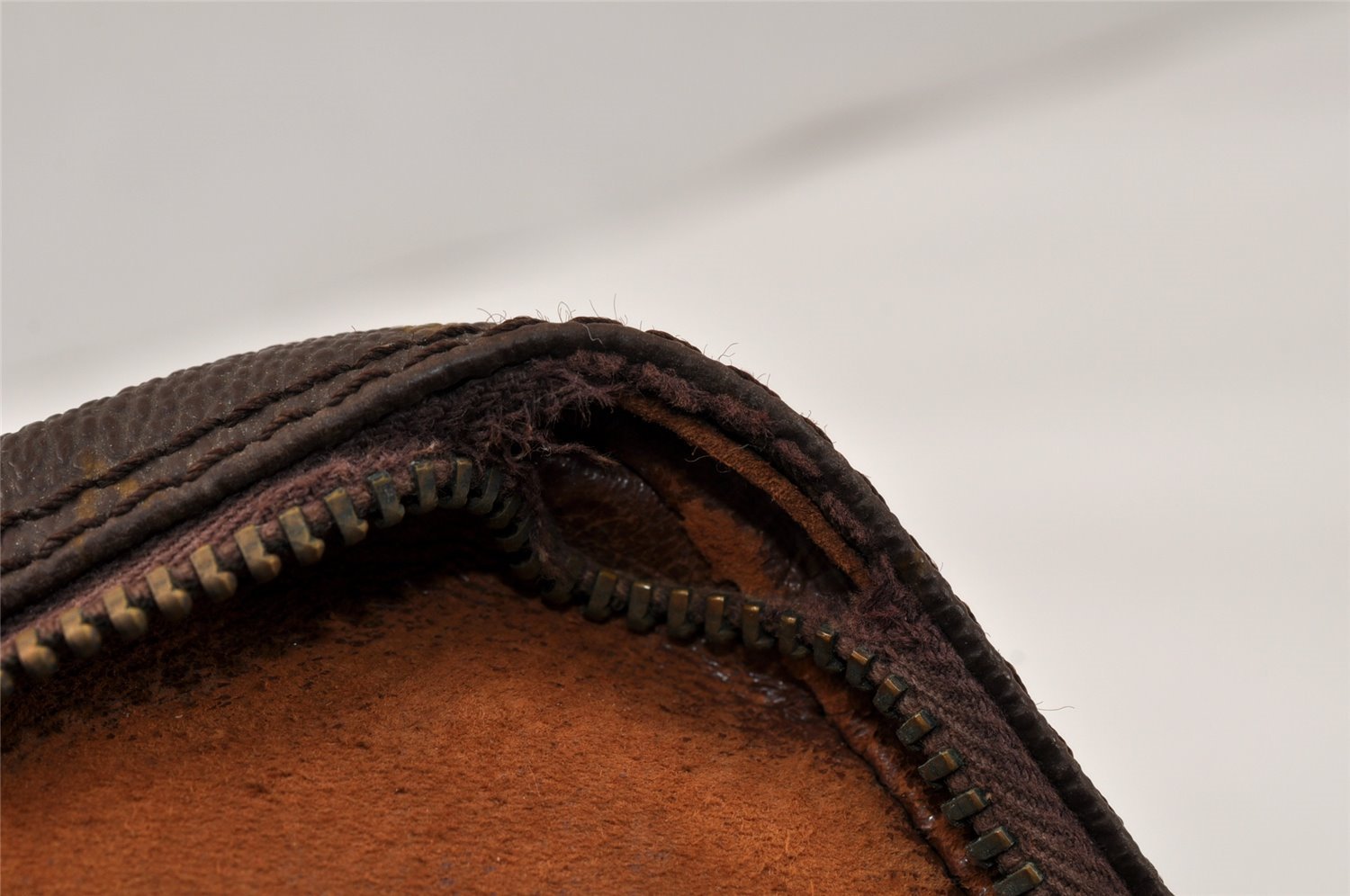 Authentic Louis Vuitton Monogram Danube Shoulder Bag Old Model LV Junk 4551K