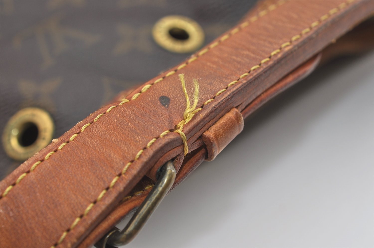 Authentic Louis Vuitton Monogram Noe Shoulder Drawstring Bag M42224 LV 4556J