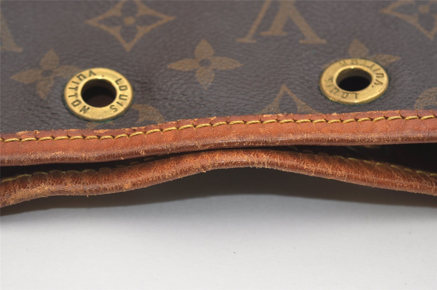 Authentic Louis Vuitton Monogram Noe Shoulder Drawstring Bag M42224 LV 4556J