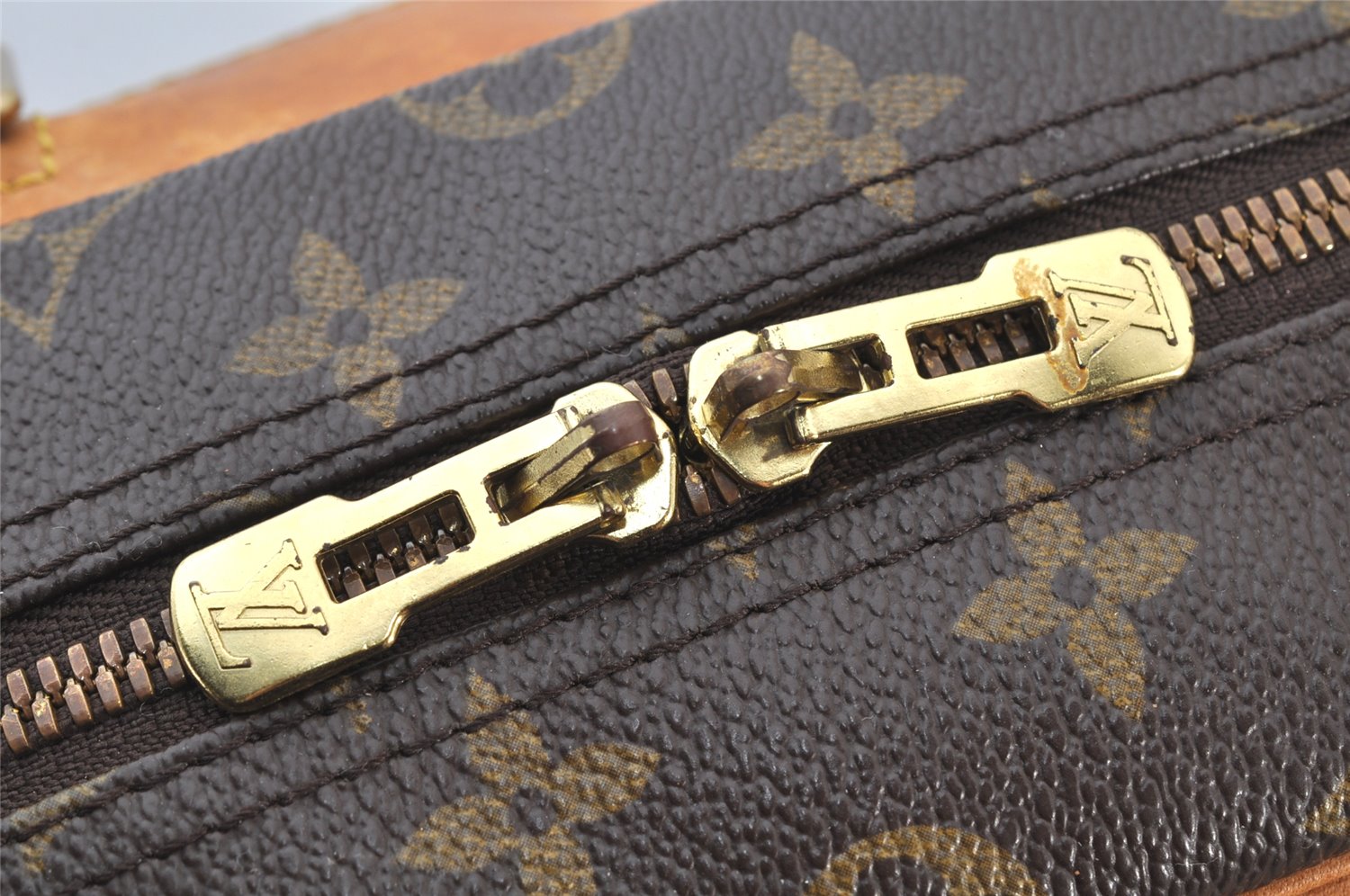 Authentic Louis Vuitton Monogram Deauville Hand Bag M47270 LV 4556K