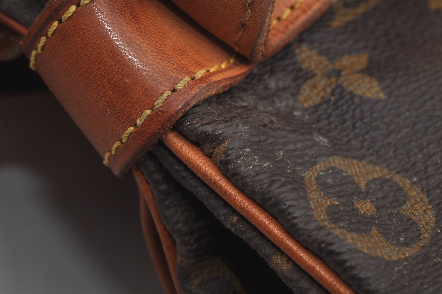 Authentic Louis Vuitton Monogram Saumur 35 Shoulder Cross Bag M42254 LV 4558J