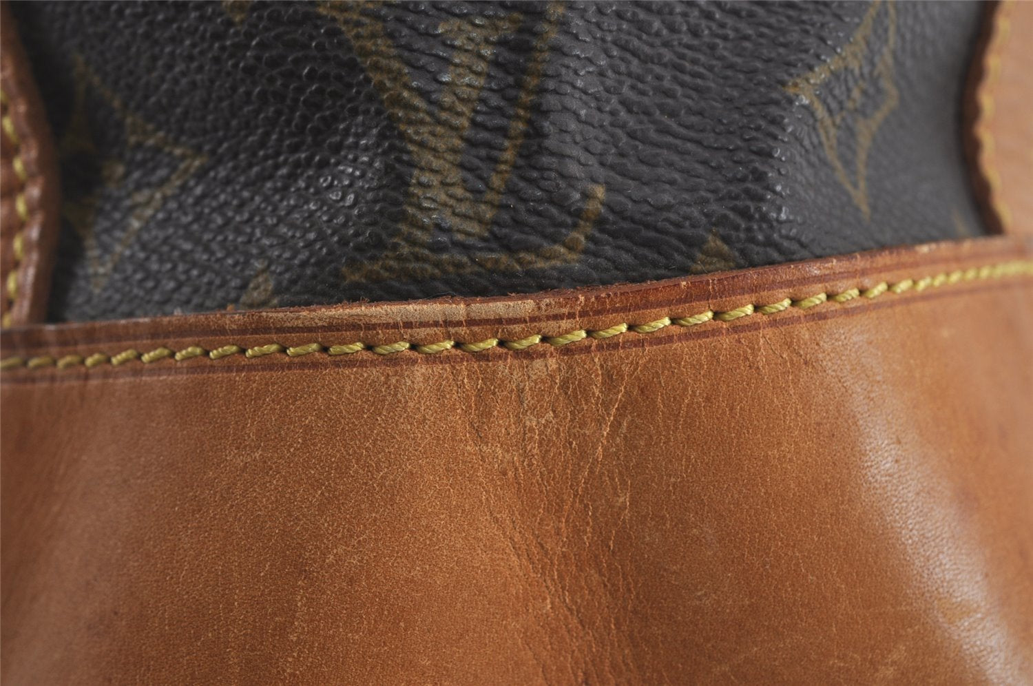 Authentic Louis Vuitton Monogram Randonnee GM Shoulder Bag M42244 LV 4559I