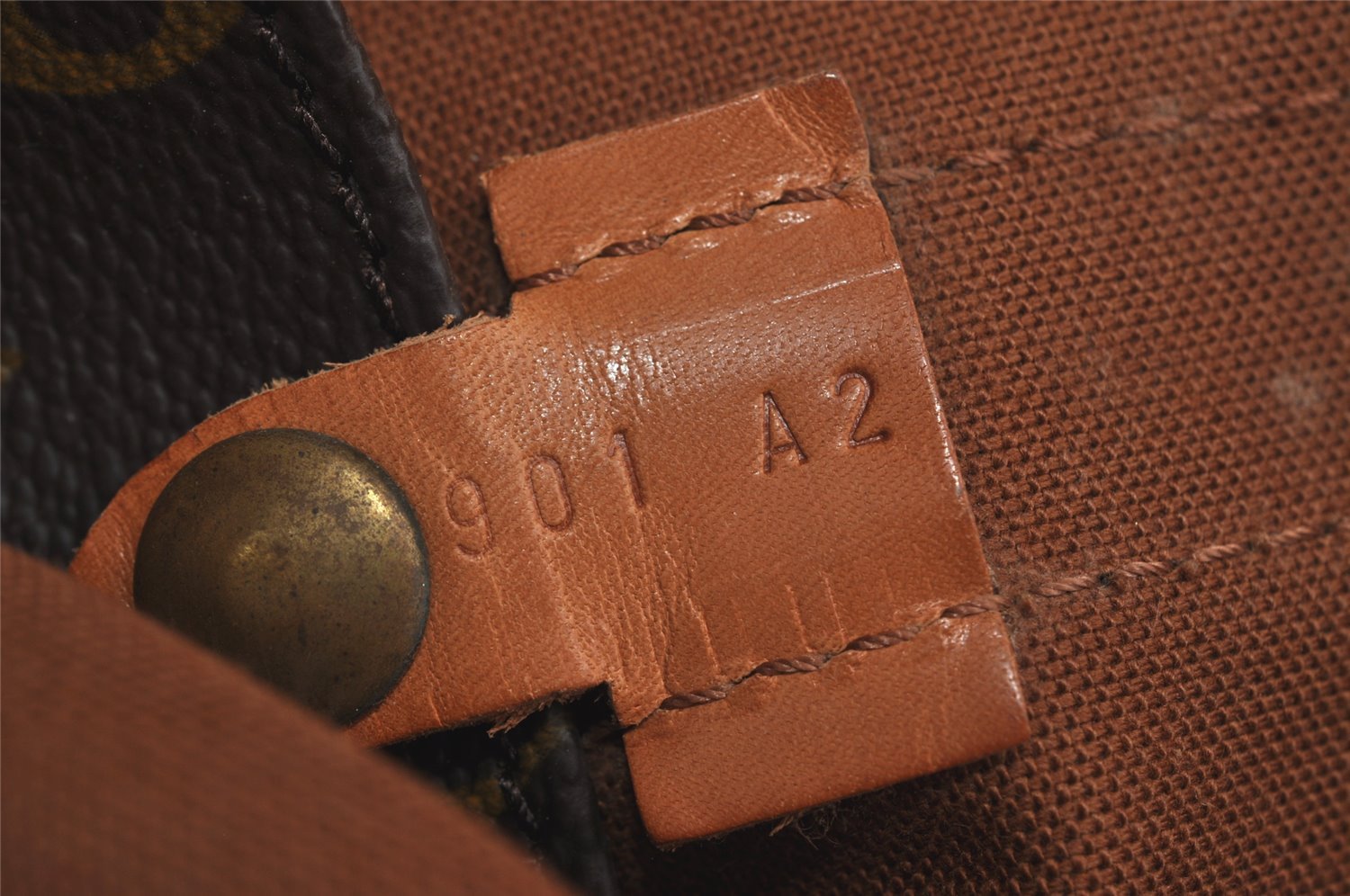 Authentic Louis Vuitton Monogram Randonnee GM Shoulder Bag M42244 LV 4559I