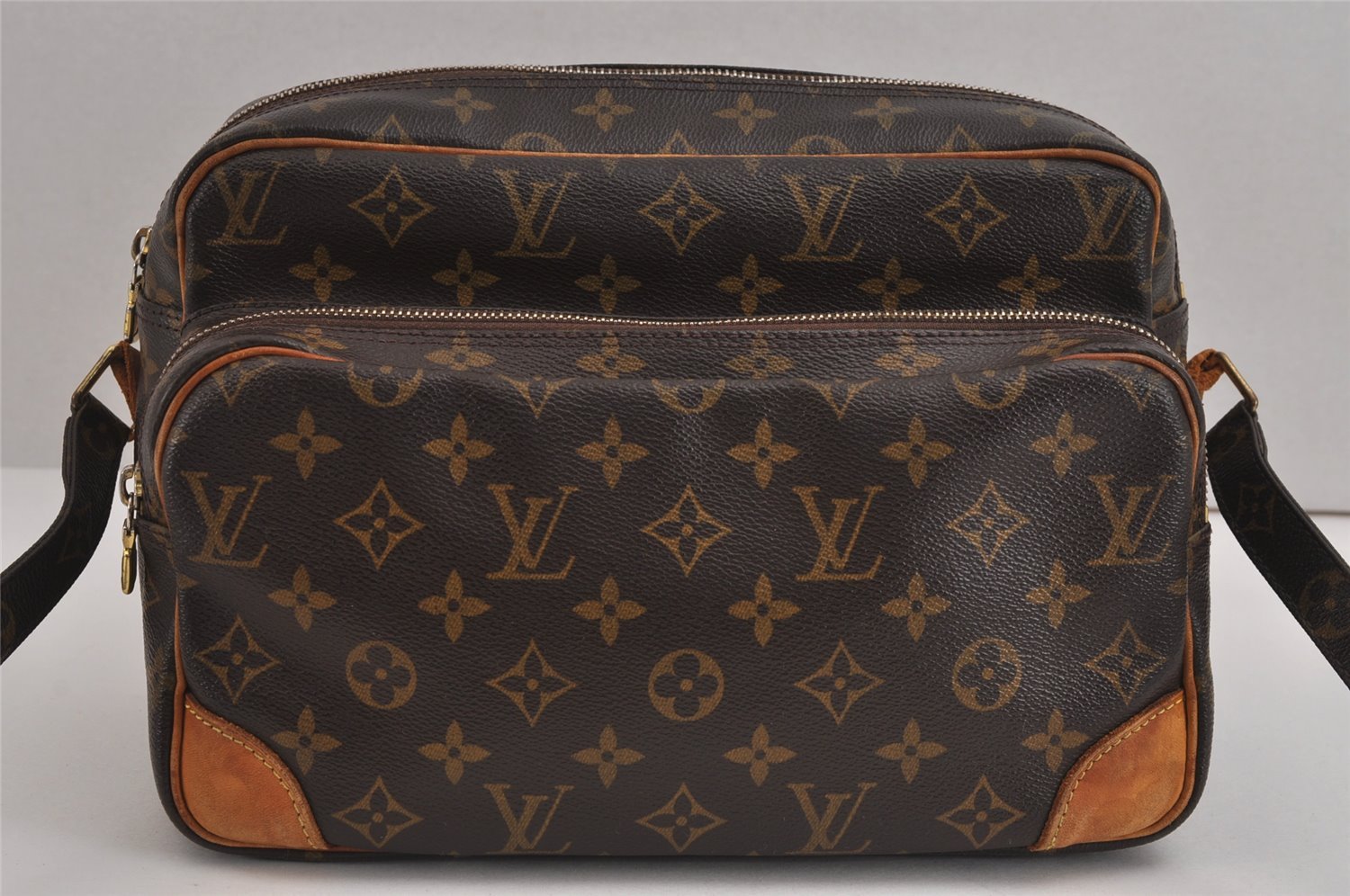 Authentic Louis Vuitton Monogram Nile Shoulder Cross Body Bag M45244 LV 4560J