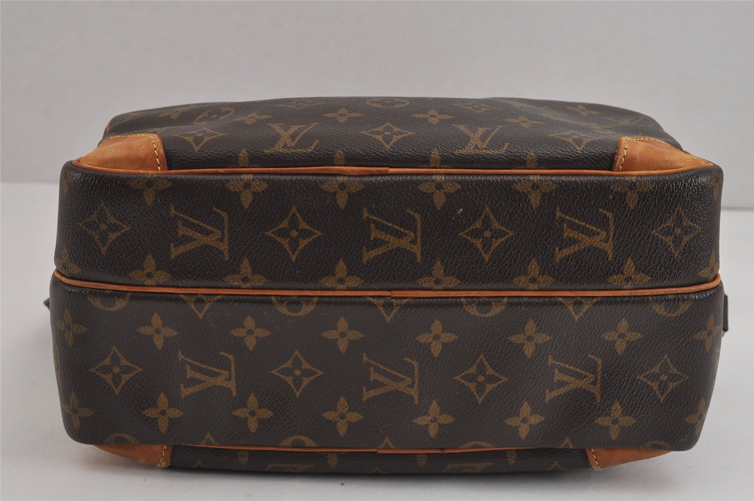Authentic Louis Vuitton Monogram Nile Shoulder Cross Body Bag M45244 LV 4560J