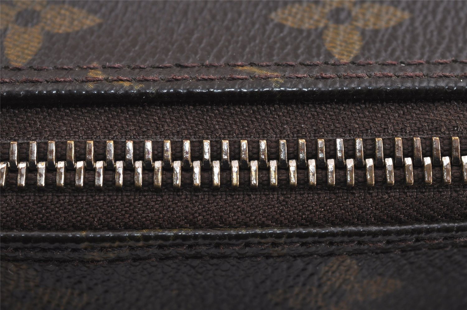 Authentic Louis Vuitton Monogram Nile Shoulder Cross Body Bag M45244 LV 4560J