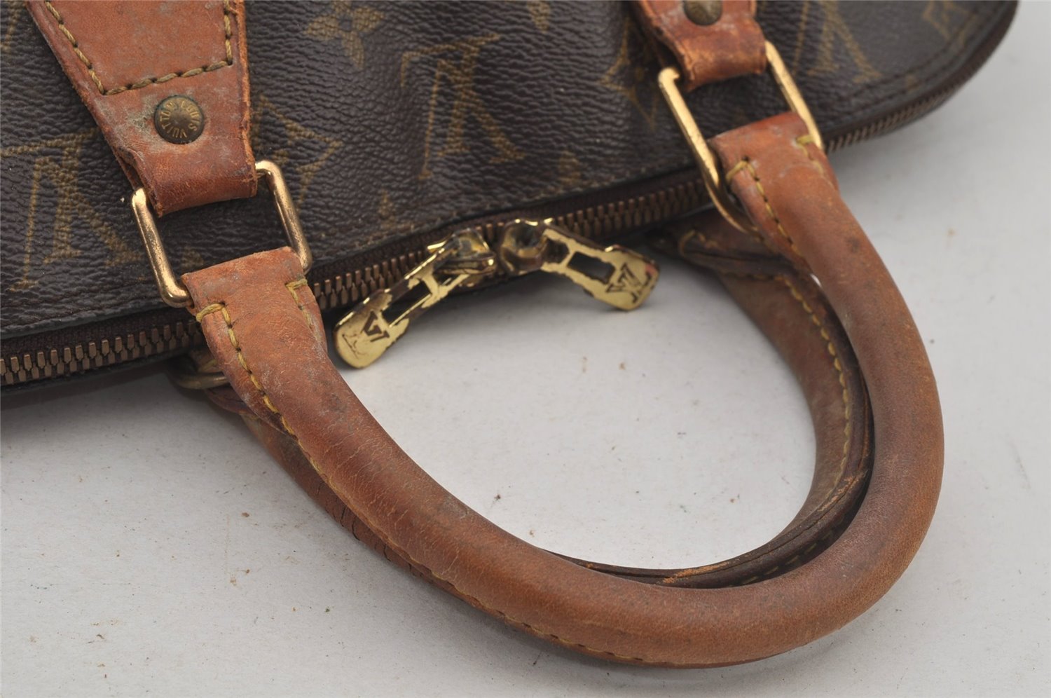 Authentic Louis Vuitton Monogram Alma Hand Bag Purse M51130 LV Junk 4561J