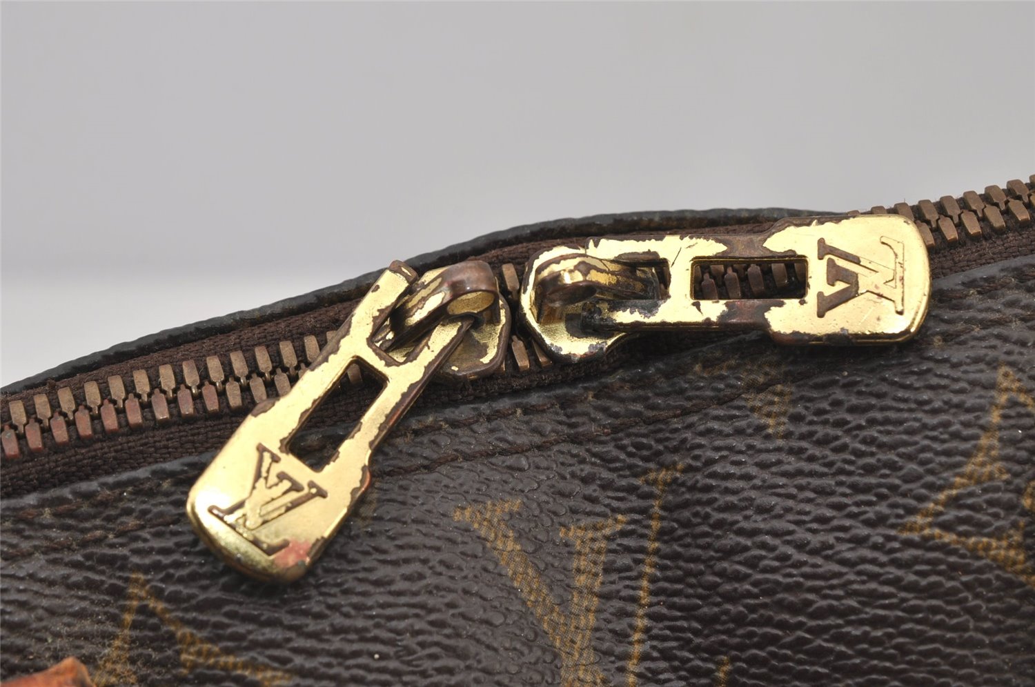 Authentic Louis Vuitton Monogram Alma Hand Bag Purse M51130 LV Junk 4561J