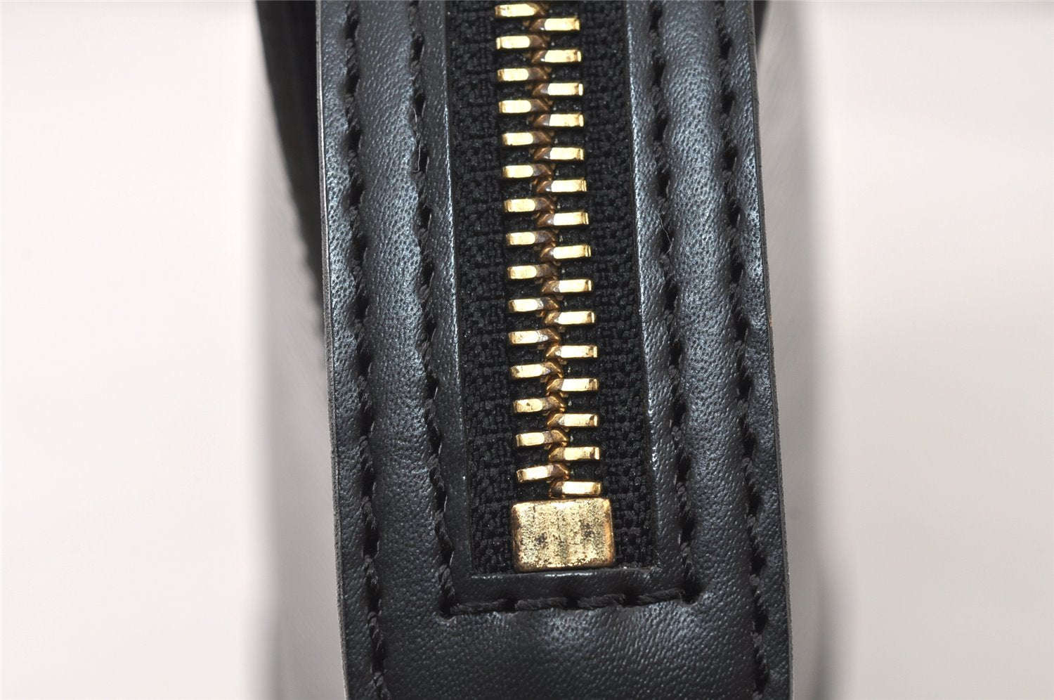 Authentic Louis Vuitton Epi Saint Jacques Hand Bag Black M52272 LV 4562K