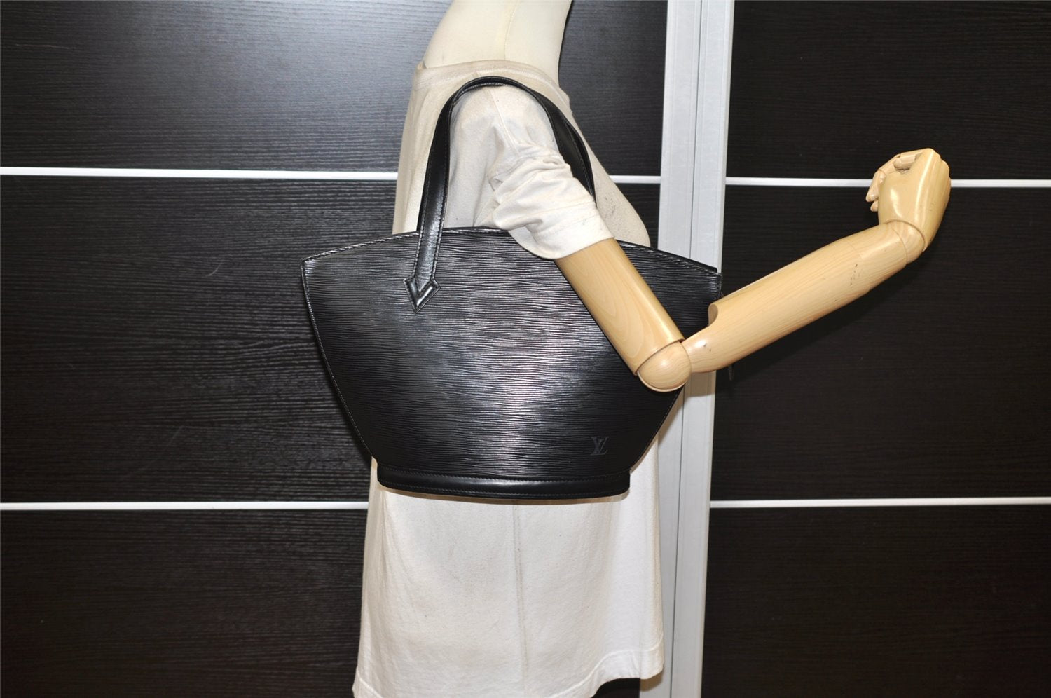 Authentic Louis Vuitton Epi Saint Jacques Hand Bag Black M52272 LV 4562K