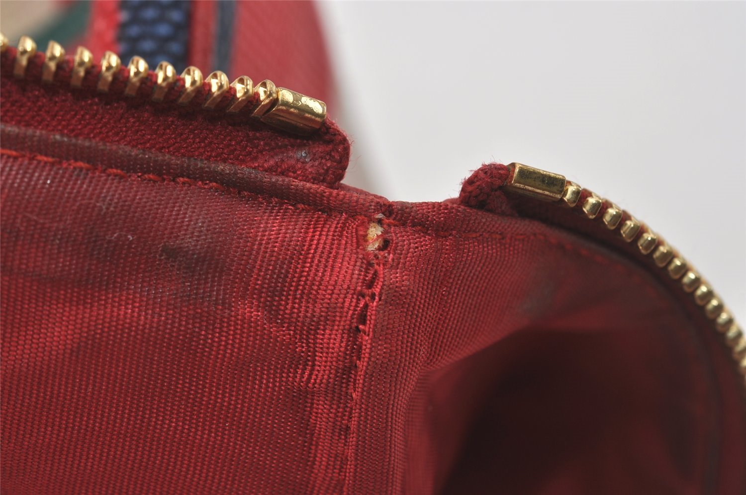 Authentic GUCCI Sylvie Biadera Stripe Clutch Bag Canvas Leather 524788 Red 4563I