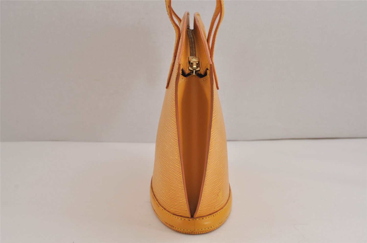 Authentic Louis Vuitton Epi Saint Jacques Hand Bag Yellow M52279 LV 4566J