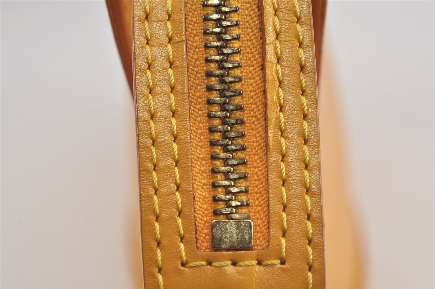 Authentic Louis Vuitton Epi Saint Jacques Hand Bag Yellow M52279 LV 4566J