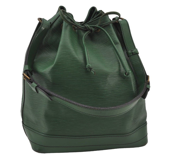 Authentic Louis Vuitton Epi Noe Shoulder Drawstring Bag Green M44004 LV 4567J