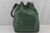 Authentic Louis Vuitton Epi Noe Shoulder Drawstring Bag Green M44004 LV 4567J