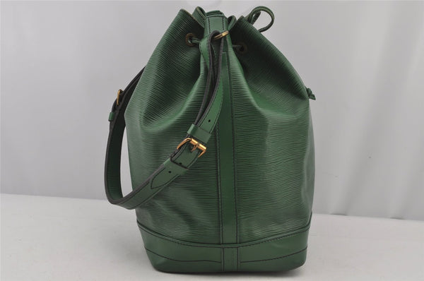 Authentic Louis Vuitton Epi Noe Shoulder Drawstring Bag Green M44004 LV 4567J