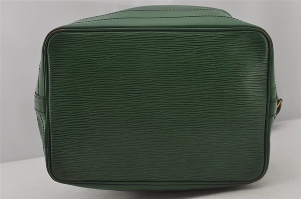 Authentic Louis Vuitton Epi Noe Shoulder Drawstring Bag Green M44004 LV 4567J