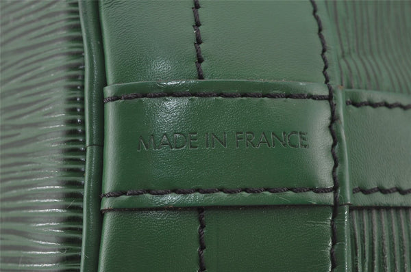 Authentic Louis Vuitton Epi Noe Shoulder Drawstring Bag Green M44004 LV 4567J