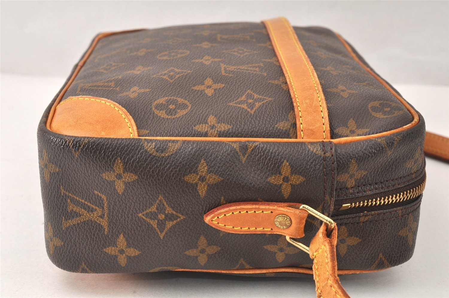 Authentic Louis Vuitton Monogram Trocadero 30 Shoulder Bag M51272 Junk 4573K