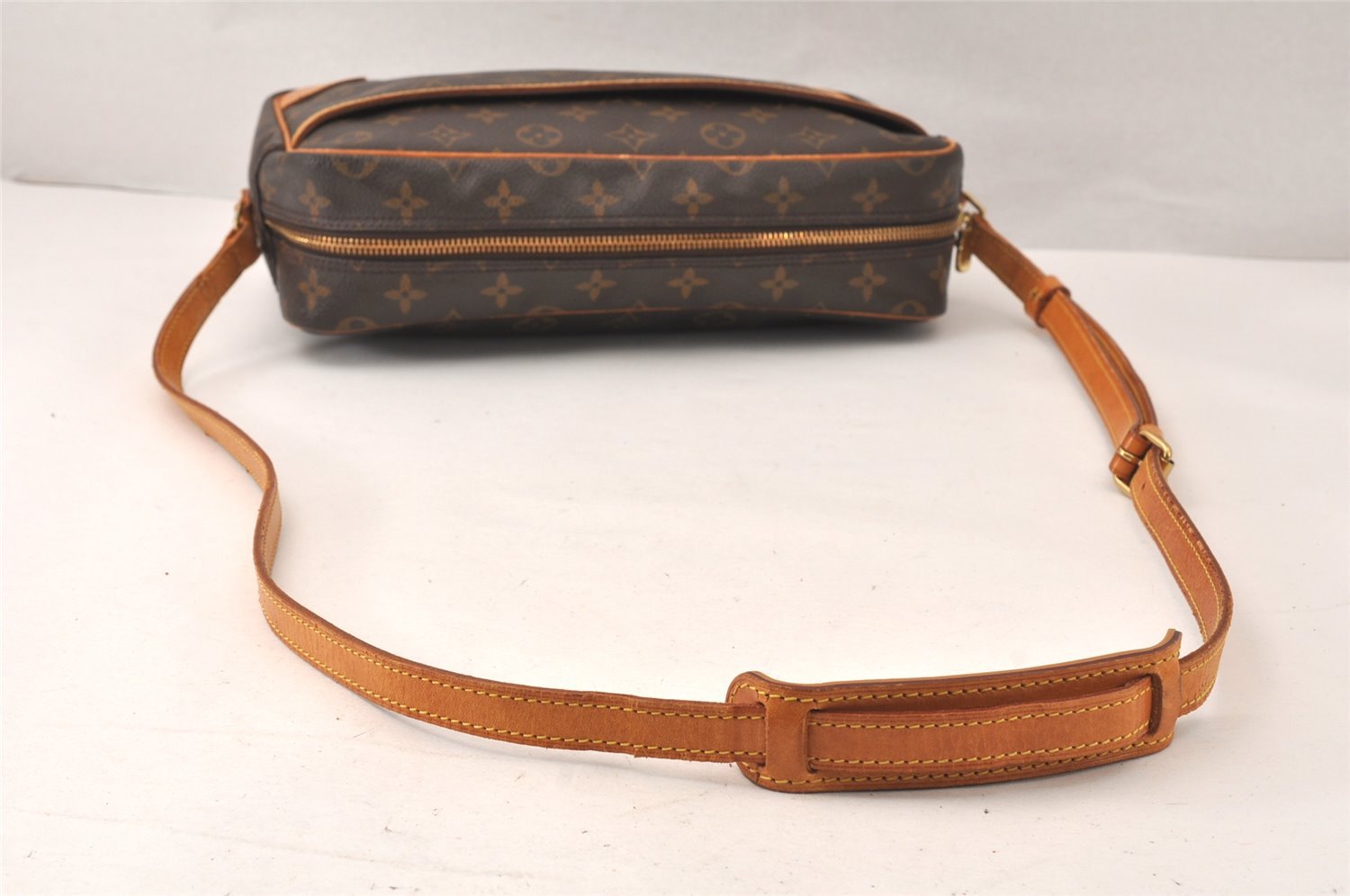 Authentic Louis Vuitton Monogram Trocadero 30 Shoulder Bag M51272 Junk 4573K