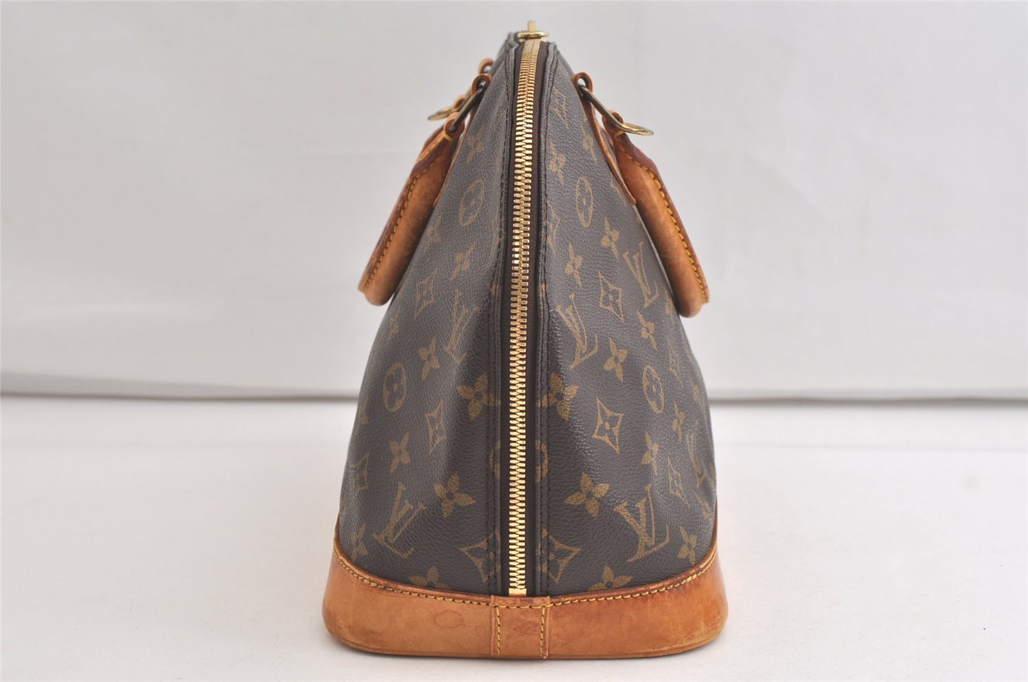 Authentic Louis Vuitton Monogram Alma Hand Bag Purse M51130 LV 4574K